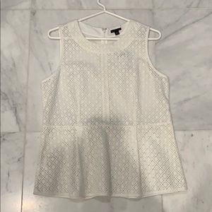 Ann Taylor White Top size medium!!!